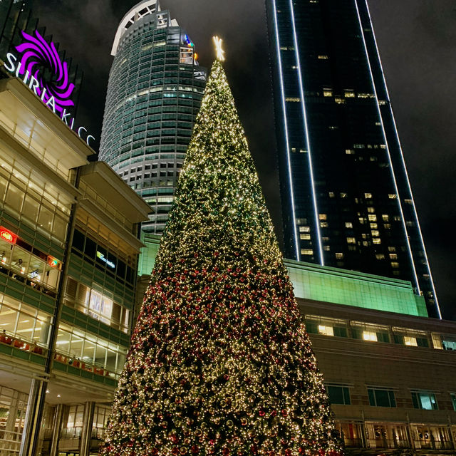 A Sparkling Christmas at Petronas Twin Towers