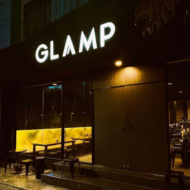 GLAMP Bar