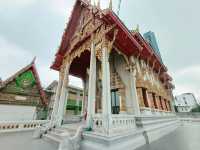 泰國曼谷湄南河畔著名古跡皇家寺廟景點：Wat Mai Chong Lom，暹羅文化藝術風格精美寺廟建築，適合打卡拍照📸冥想