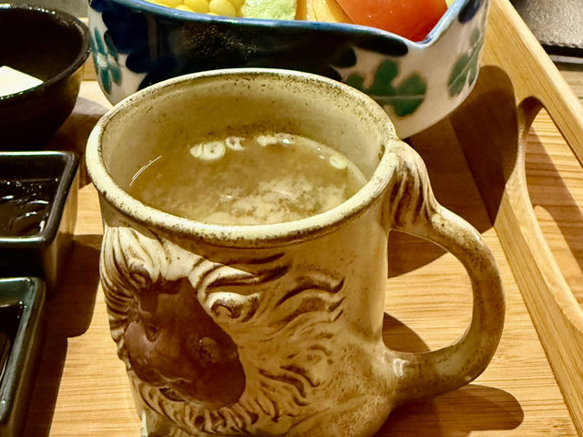 高雄輕軌(光榮碼頭)站附近2分鐘的美食餐廳(萩椛和牛燒肉)非吃不可 高雄輕軌(光榮碼頭)站附近2分鐘的美食餐廳(萩椛和牛燒肉)非吃不可