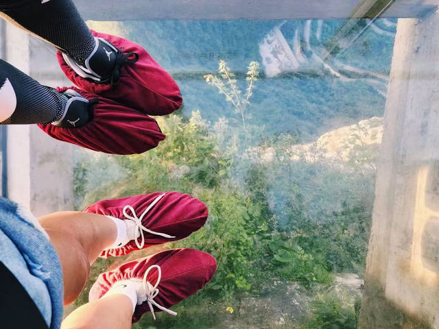 “ประตูสวรรค์” เขาเทียนเหมิน (Tianmen Mountain)