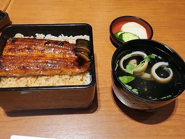 도쿄 나리타공항 1터미널 장어덮밥 맛집(더라운지 무료 이용)