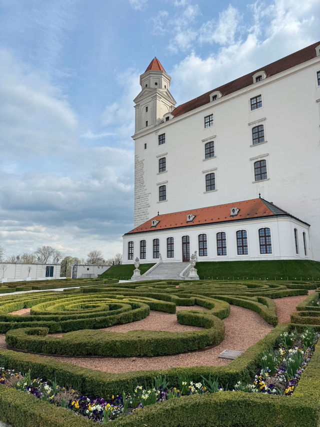 Bratislava Castle ที่เที่ยวที่ควรปักหมุด