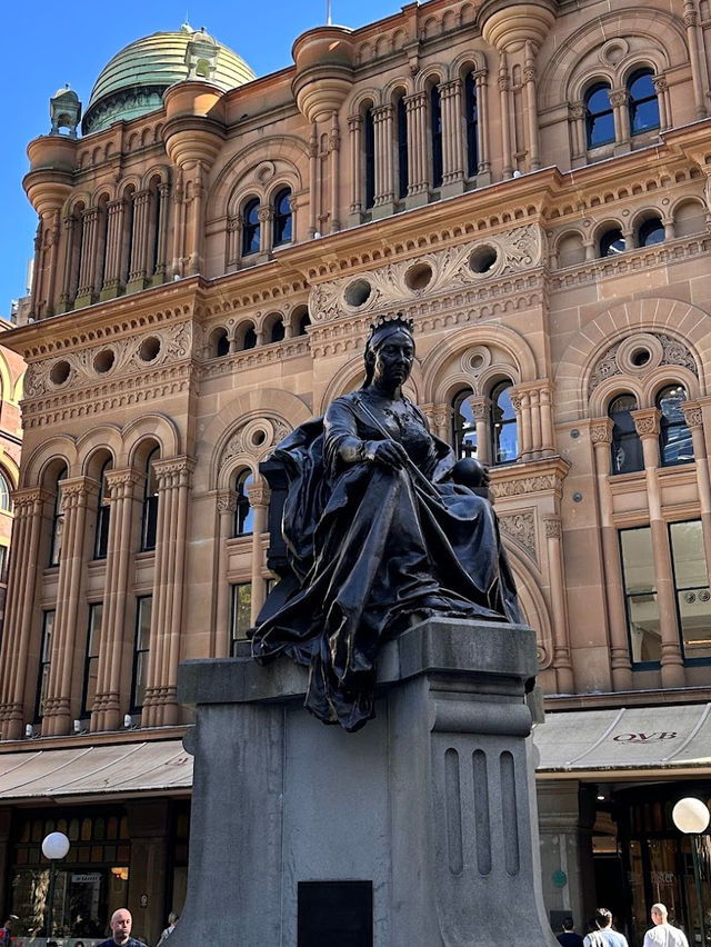 QvB