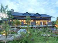 Ui Valley Chateaux