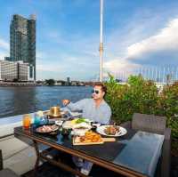 Away Bangkok Riverside Kene