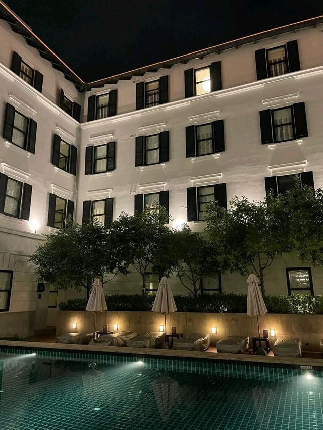 近One Nimman異國情調住宿 — 𝐁𝐞𝐥𝐥𝐚 𝐍𝐚𝐫𝐚 𝐇𝐨𝐭𝐞𝐥 
