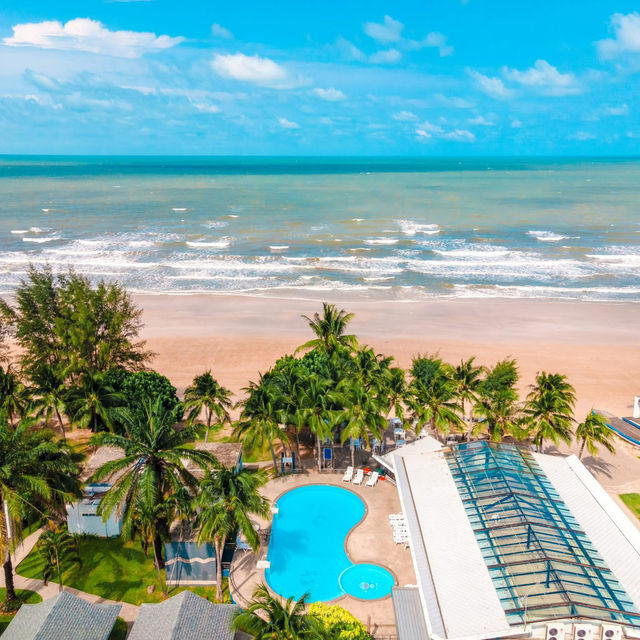 Chaolao Tosang Beach เจ้าหลาวทอแสงบีช  จันทบุรี 