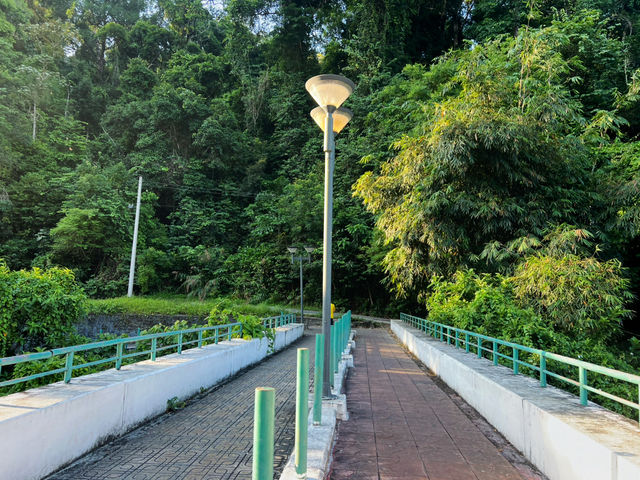 อาบน้ำแร่ แช่น้ำร้อน เมืองระนอง