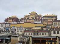 วัดซงจ้านหลิน (GandenSumtseling Monastery)