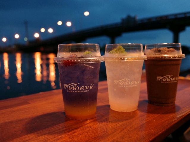 รักษ์น้ำคาเฟ่