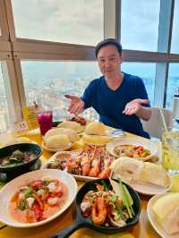 “บุฟเฟ่ต์ทุเรียนโรงแรมใบหยก 2568” 🍽️