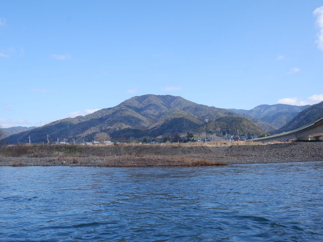ล่องเรือชมแม่น้ำ Hozu กับกิจกรรม Hozugawa Kudari