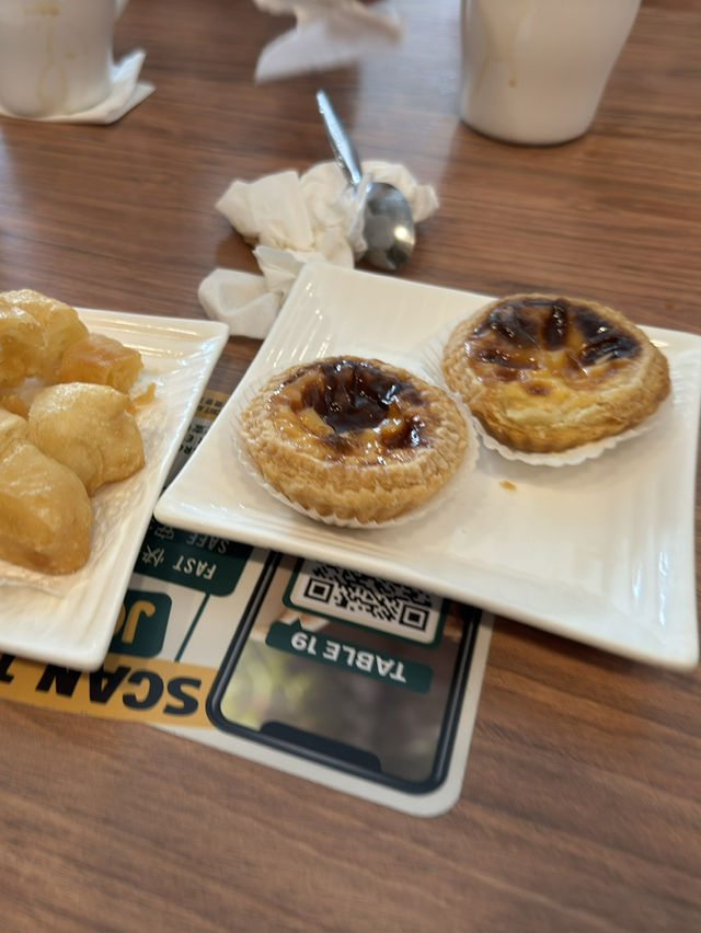 Kuu Comforts: Where Local Favourites Meet Café Chic in Eco Botani