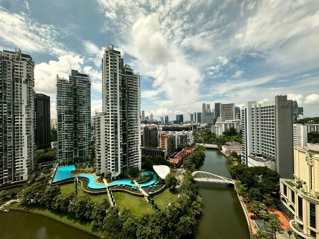 Singapore City: Where Icons Meet the Skyline