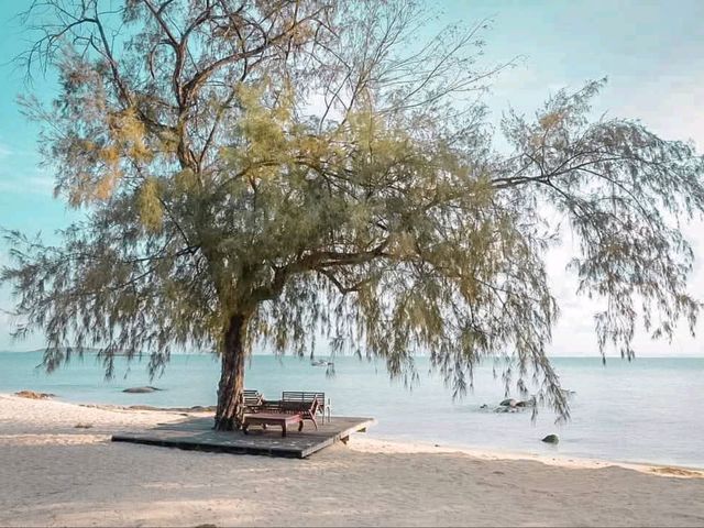 'หยุดเวลา....ไว้ที่เกาะมันนอก'
