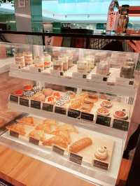 Petite Maison – A Cozy Gem for Coffee, Pastries, and Sweet Treats 