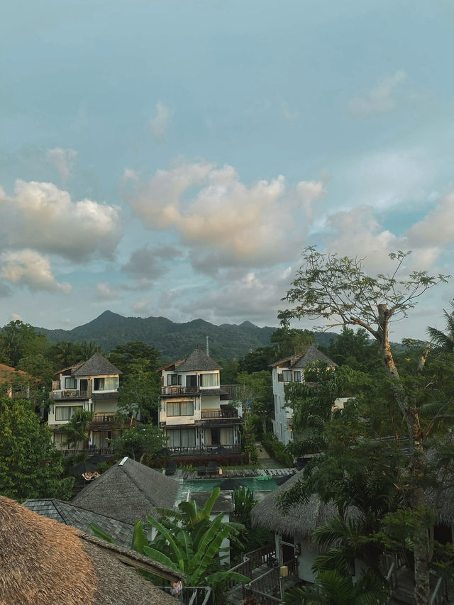 ที่พักสุดปัง AANA Villas เกาะช้าง ฤดูฝน🌧️ 