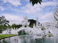 2 ชั่วโมงที่วัดร่องขุ่น - 2 hrs at wat rong khun
