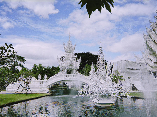 2 ชั่วโมงที่วัดร่องขุ่น - 2 hrs at wat rong khun