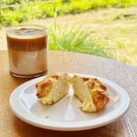 Surround Cafe