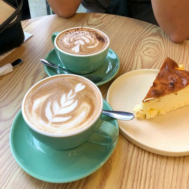 The BeachHouse Cafe