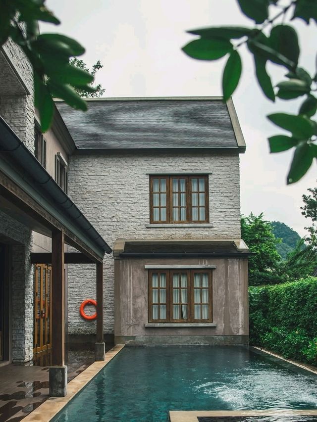 Thames Valley Khao yai
