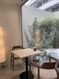 SIPSTERS Coffee Bar Space ☕️ คาเฟ่ลาดพร้าว