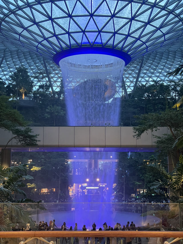 Jewel Changi Airport ถ่ายให้ไม่เห็นคน วิวสวยปัง