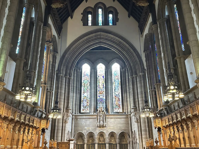 Exploring the Architectural Beauty of the University of Glasgow! 🇬🇧🏛️
