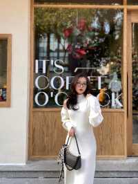 Noori Cafe & Bistro