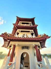 Twin Pagoda: A Peaceful Spot by the Lake
