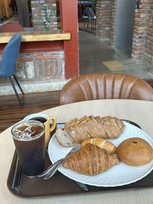 제빵소 humble lion ✨🦁 감성도 맛도 모두 잡은 공간🤍