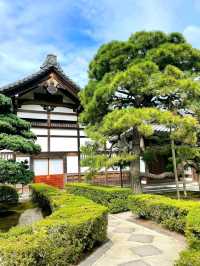 Tranquil Beauty at Ginkaku-ji: Kyoto’s Silver Gem