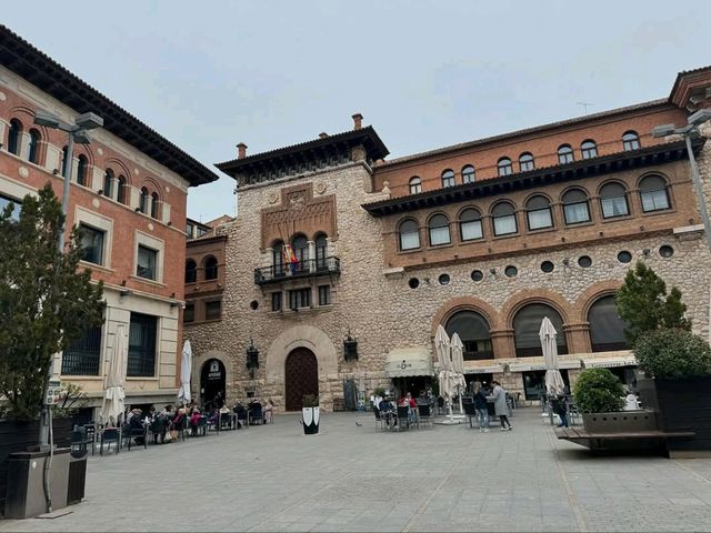 Mudejar Magic & Strolls in Teruel Centro
