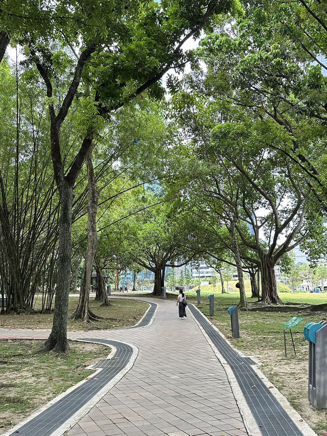 Saturday Morning Sweat Diaries @ KLCC Park 