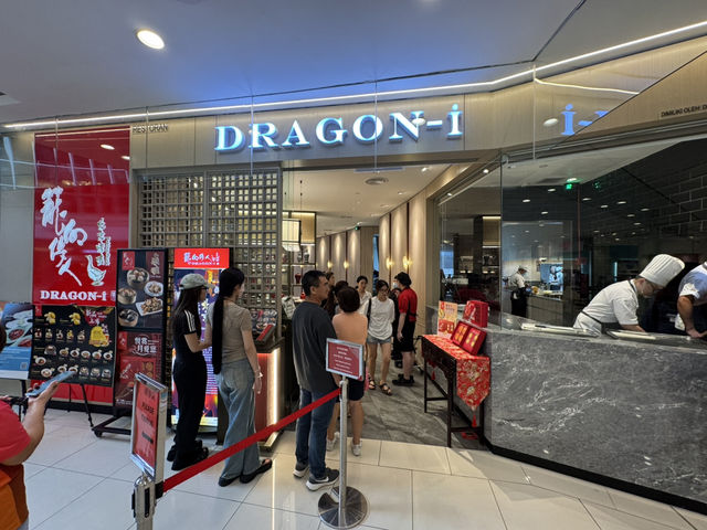 🦆 Crispy Perfection at Dragon-I Queensbay Mall