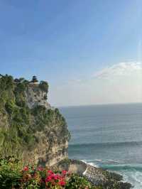 Clifftop Grace & Fiery Rhythms: A Sunset at Uluwatu Temple
