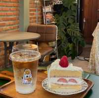 ☕️🍰 OP Cafehouse คาเฟ่โฮมเมดเล็ก ๆ ในอำเภอท่าศาลา