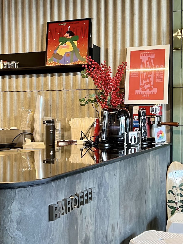 Baroffee Cafe Hatyai, Breakfast Bliss with Latte Art Charm