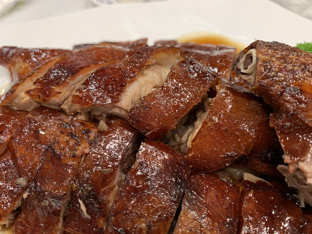 🦆 London Fat Duck — Roast Duck That Almost Lives Up to the 