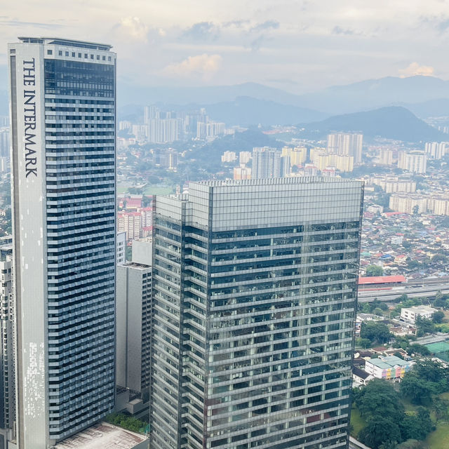 🏙️ Elegant Flavors & Urban Chill – Mont Kiara + KL’s Elegant Inn