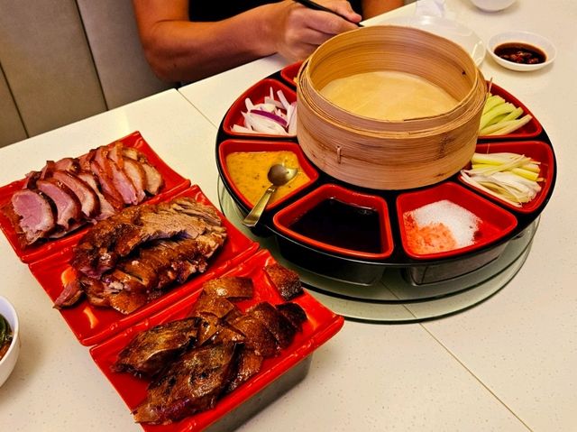 Coming back to this excellent roast duck restaurant in Singapore again