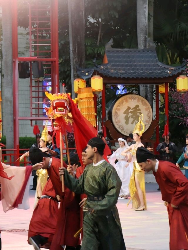錦繡中華盛夏狂歡｜潑水派對+巡遊+火秀 玩到唔捨得走