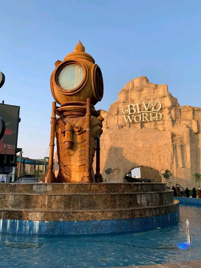 Immersive Global Fun at Boulevard World