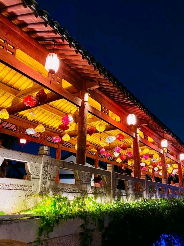 Anchang Ancient Town– Where Time Ripens Like Winter Wine