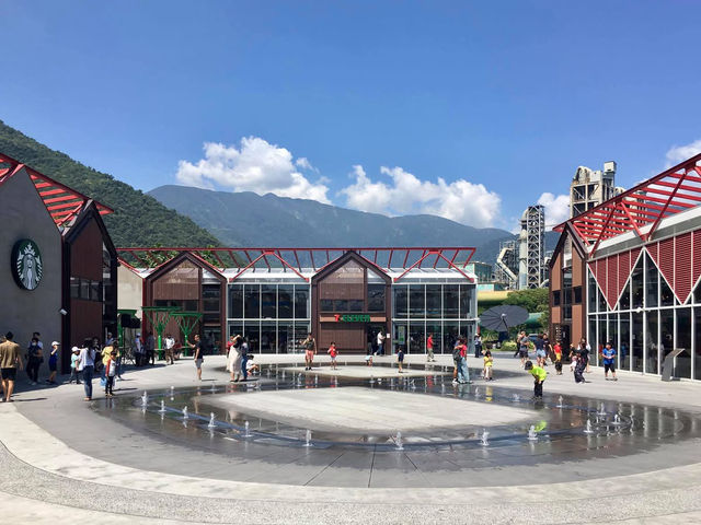 花蓮旅遊景點 台泥DAKA 園區 光復糖廠 金車伯朗大道 花蓮旅遊景點 台泥DAKA 園區 光復糖廠 金車伯朗大道
