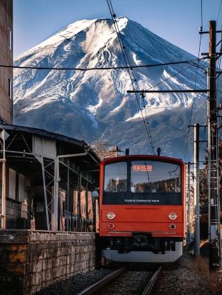 Tokyo🇯🇵 Winter snow-capped Mount Fuji🗻❄️Romance is overflowing ❤️💛💚