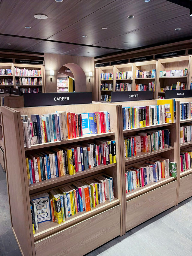 Eslite Spectrum KL: Beautifully Aesthetic Bookstore You Must Visit