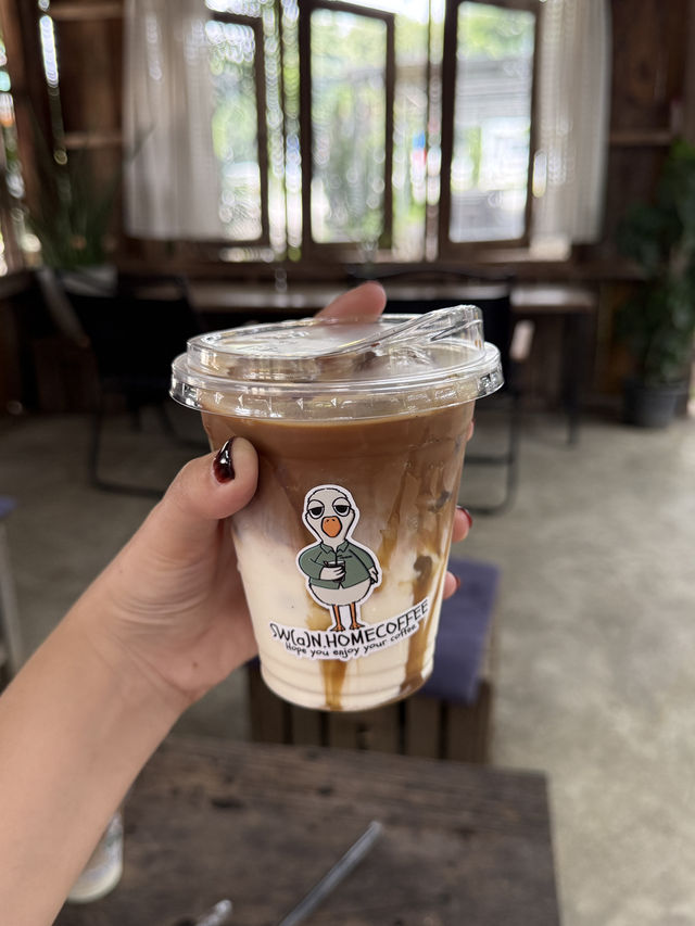 ร้านกาแฟลับ! ย่านหางดง✨ ร้านกาแฟลับ! ย่านหางดง✨